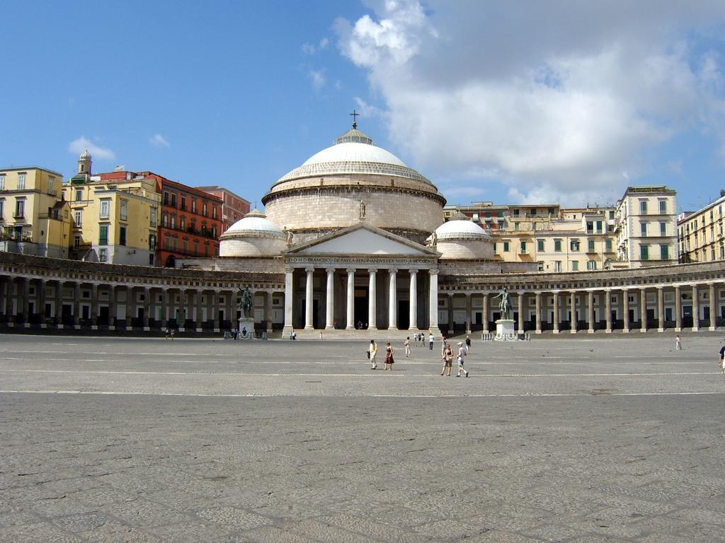 Bed & Breakfast Skyhouse Chiatamone Napoli