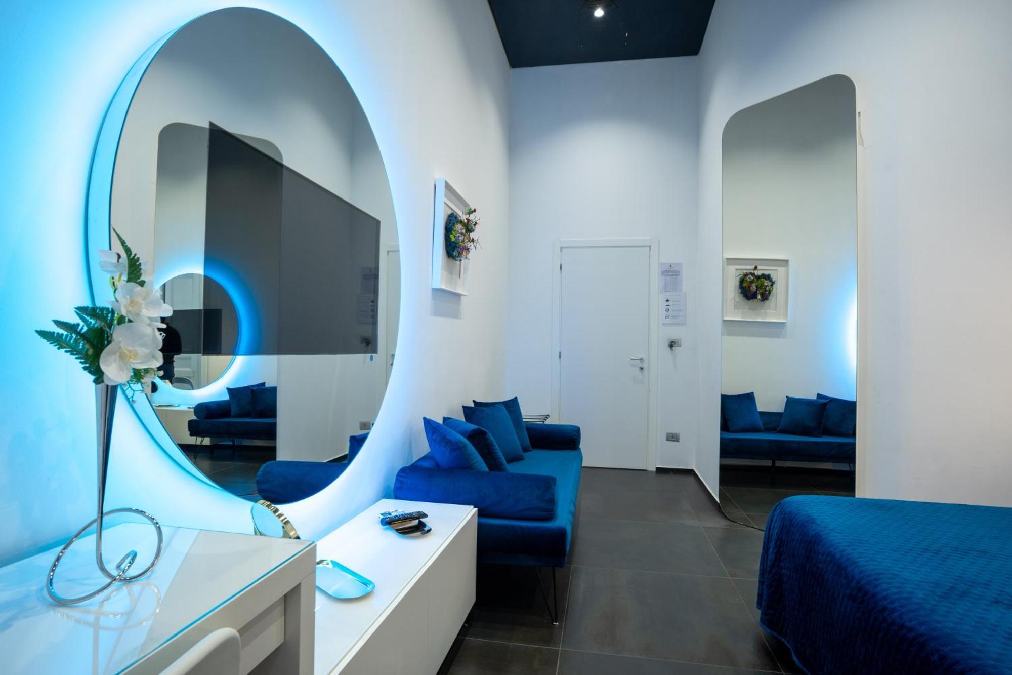 Skyhouse Chiatamone Bed & Breakfast Naples